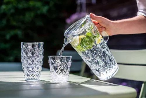 Koziol Koziol Kristallkaraffe 1,6 Liter mit 4 Tassen à 250 ml (4007535)