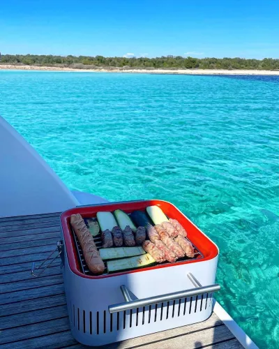 ewig Everdure Cube Holzkohlegrill Grau / Stein (HBCUBESEU)