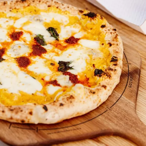 Gozney Gozney Akazien-Schneidebrett zum Servieren von Pizza, mittelgroß, 30,5 cm (AD1769)