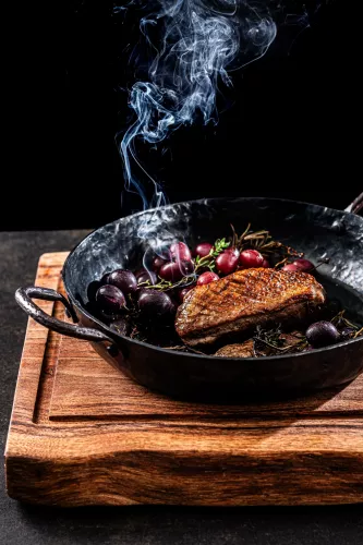 Geschmiedet Geschmiedetes Schneidebrett aus Akazienholz, groß (EsCutBrdNatL)