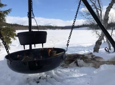 Valhal Outdoor Valhal Dutch Oven Kasserolle aus Gusseisen, 3,8 Liter (VH3.8L)