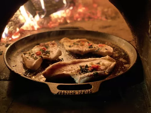 Valhal Outdoor Valhal Bratpfanne Plancha Gusseisen mit Griffen 35 cm (VH35F)