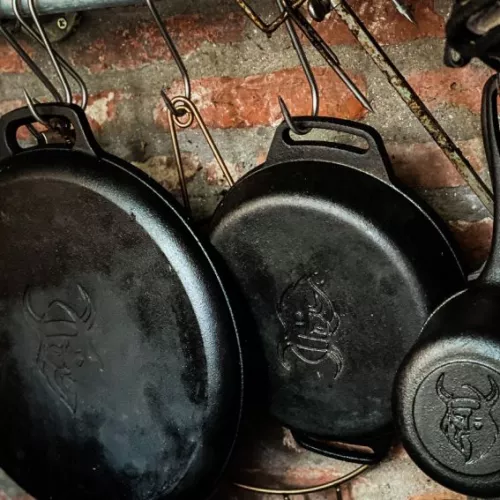 Valhal Outdoor Valhal-Pfanne aus Gusseisen mit Griffen 30 cm (VH30H)