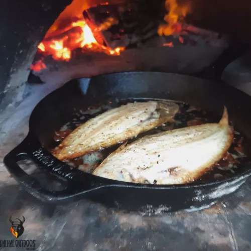 Valhal Outdoor Valhal-Pfanne aus Gusseisen mit Griffen 30 cm (VH30H)