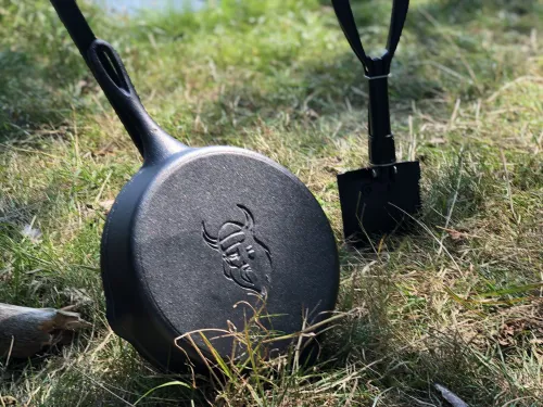 Valhal Outdoor Valhal Bratpfanne aus Gusseisen mit Griff Ø 25 cm (VH25)