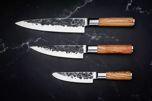 Geschmiedet Geschmiedetes Kochmesser aus Olivenholz, 16 cm (OliveKoks16cm)