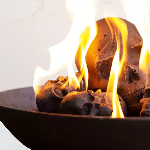 Formkohlen Totenköpfe Tasche 15 Stück (10-002-GER)