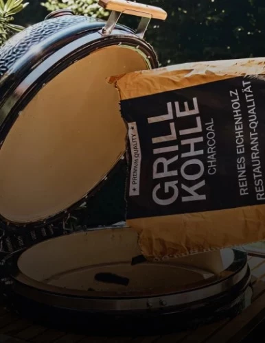 HOLZKOHLE & RÄUCHERHOLZ