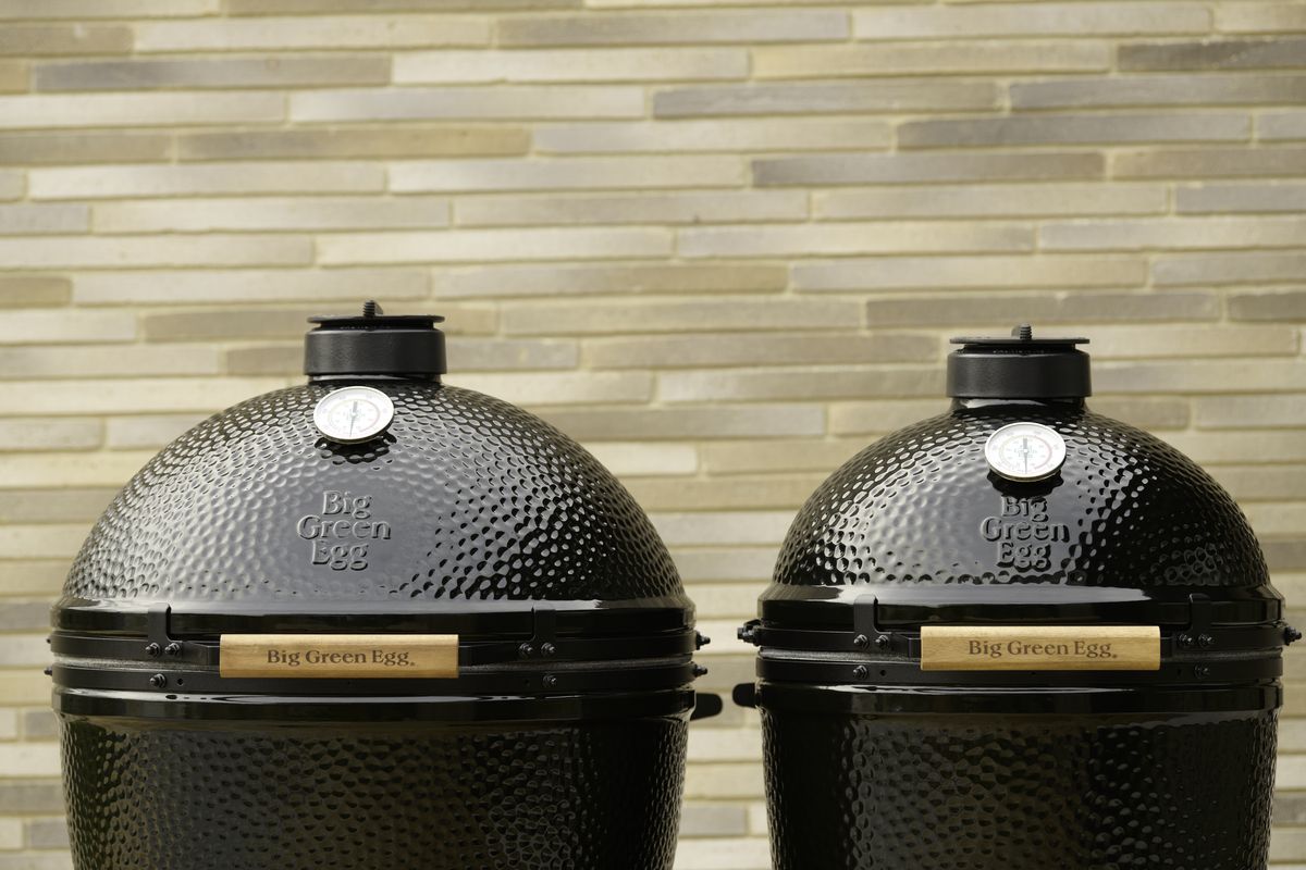 Big Green Egg The Onyx
